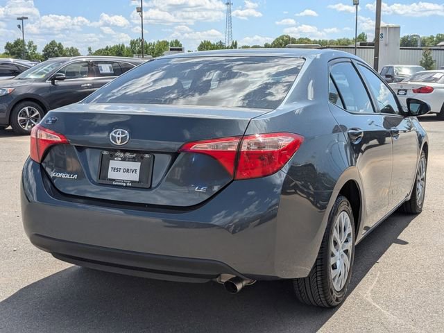 Used 2018 Toyota Corolla LE FWD image 3