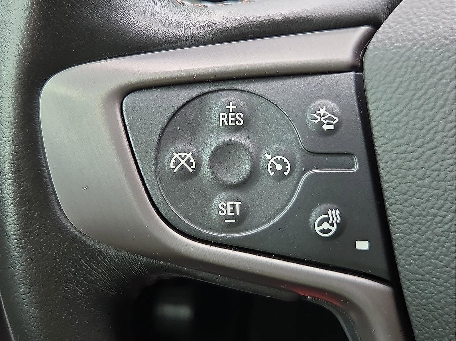 Used 2022 GMC Canyon AT4 w/ Driver Alert Package AWD/4WD image 22