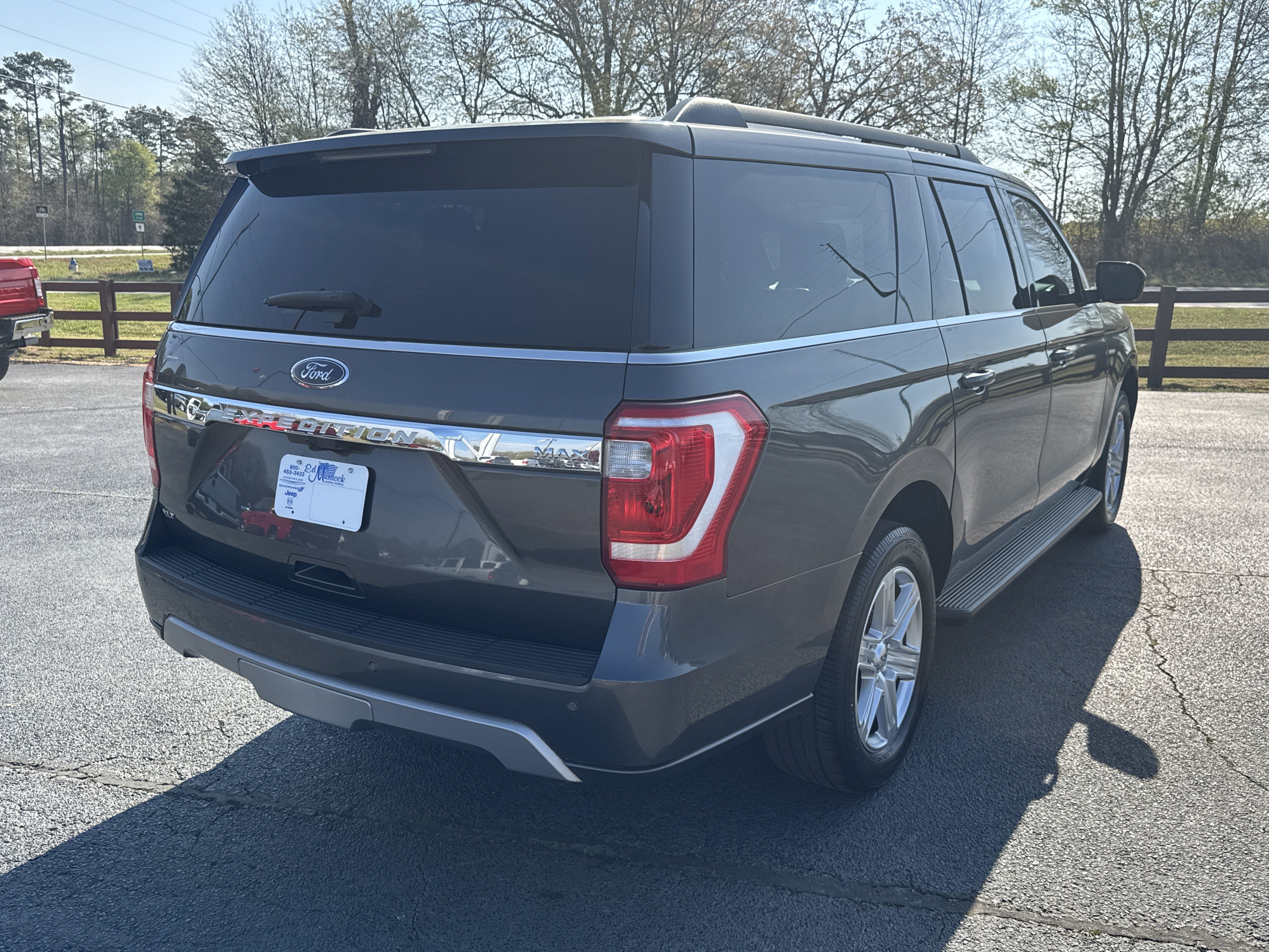 Certified 2021 Ford Expedition Max XLT image 5
