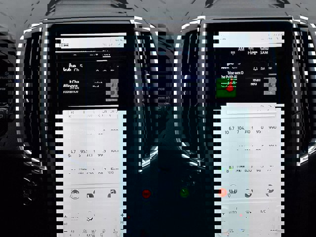 Certified 2024 Ford Edge Titanium w/ Class II Trailer Tow Package image 12