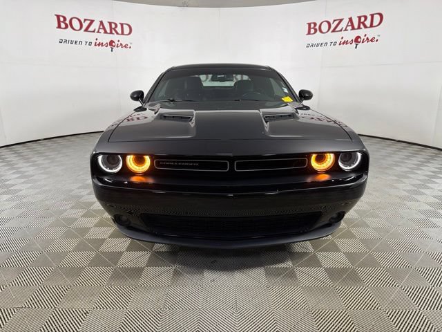 Used 2018 Dodge Challenger SXT Plus RWD image 2