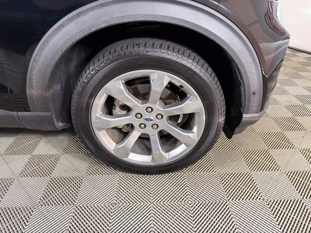 Certified 2020 Ford Explorer Platinum w/ Premium Technology Package AWD/4WD image 17