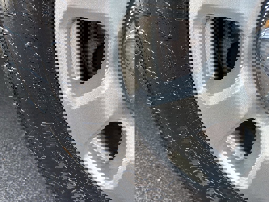 Certified 2024 Ford F250 XLT image 9