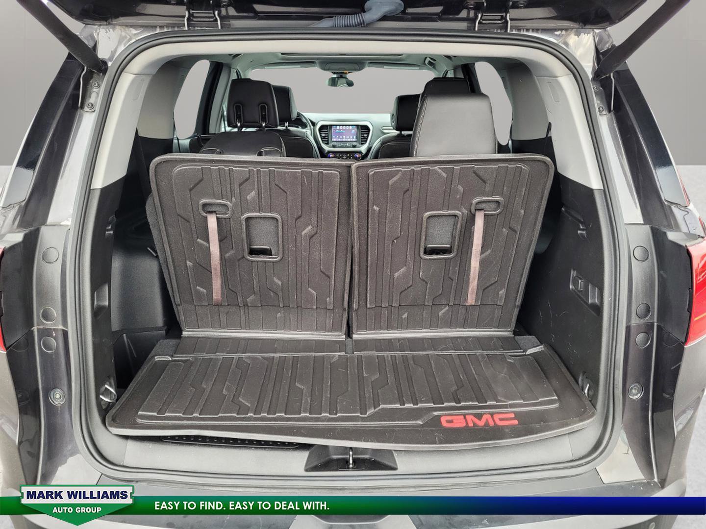 Used 2018 GMC Acadia SLT image 25