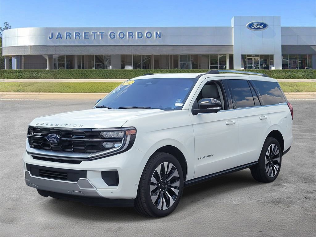 Certified 2025 Ford Expedition Platinum w/ Driver's Package AWD/4WD image 2