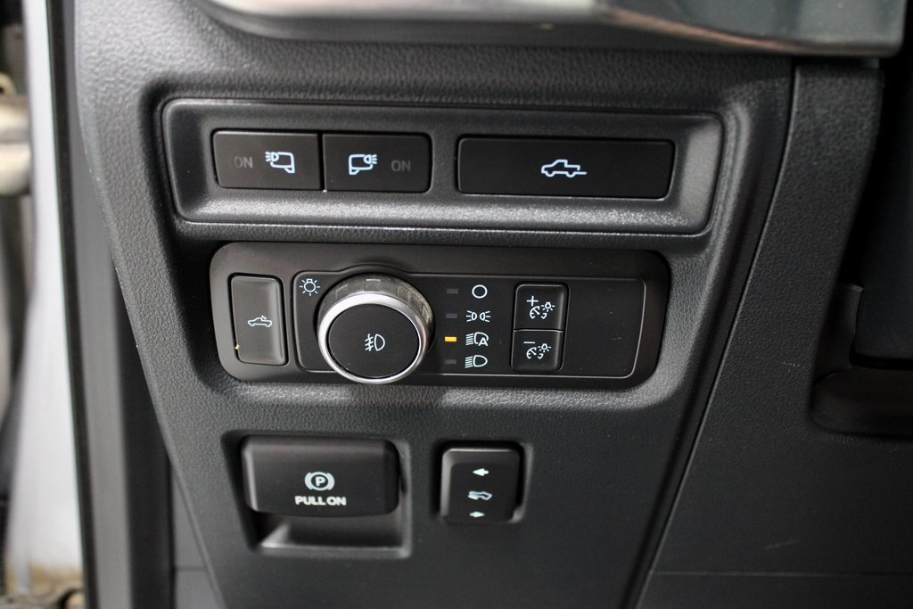 Certified 2021 Ford F150 Lariat w/ Equipment Group 502A High image 28