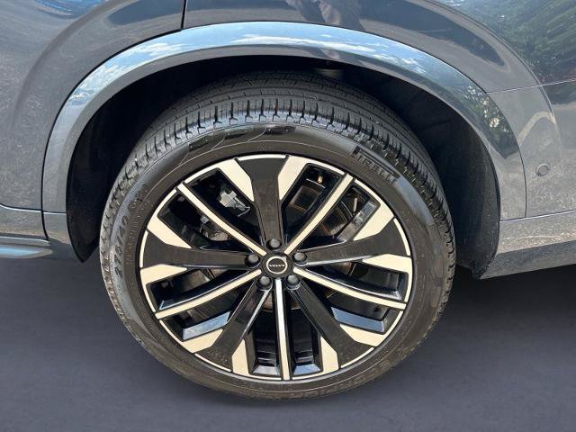 Used 2025 Volvo XC90 B5 Plus AWD/4WD image 10