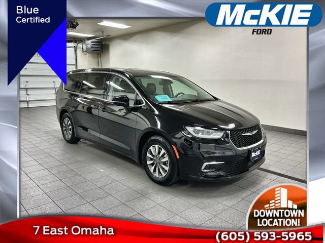Used 2024 Chrysler Pacifica Limited