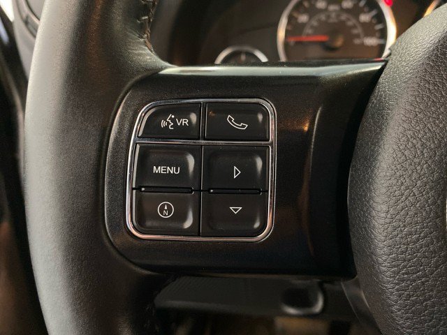 Used 2017 Jeep Wrangler Unlimited Sahara AWD/4WD image 15