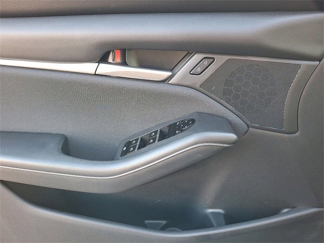 Used 2022 MAZDA MAZDA3 s image 12