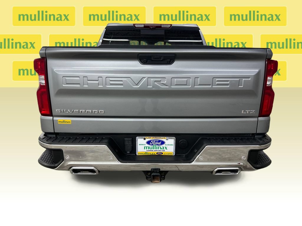 Used 2024 Chevrolet Silverado 1500 LTZ w/ LTZ Premium Package AWD/4WD image 9