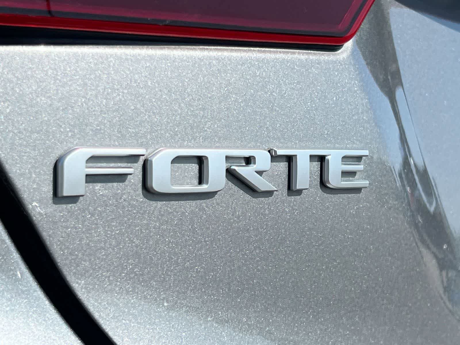 Used 2023 Kia Forte LXS FWD image 13