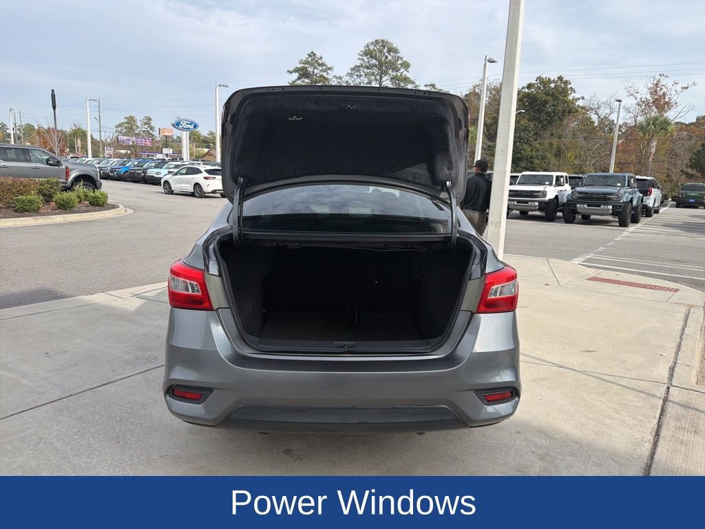 Used 2017 Nissan Sentra S image 9