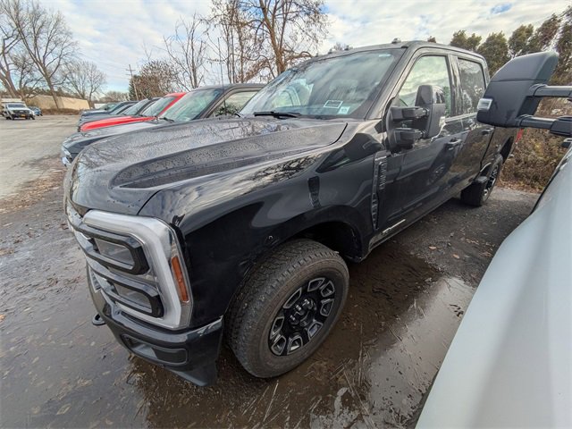 Certified 2025 Ford F350 Platinum image 2