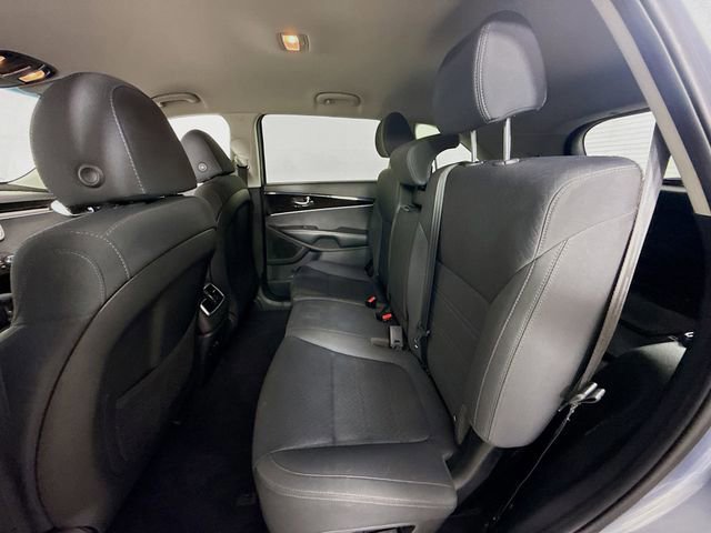 Used 2020 Kia Sorento LX image 22