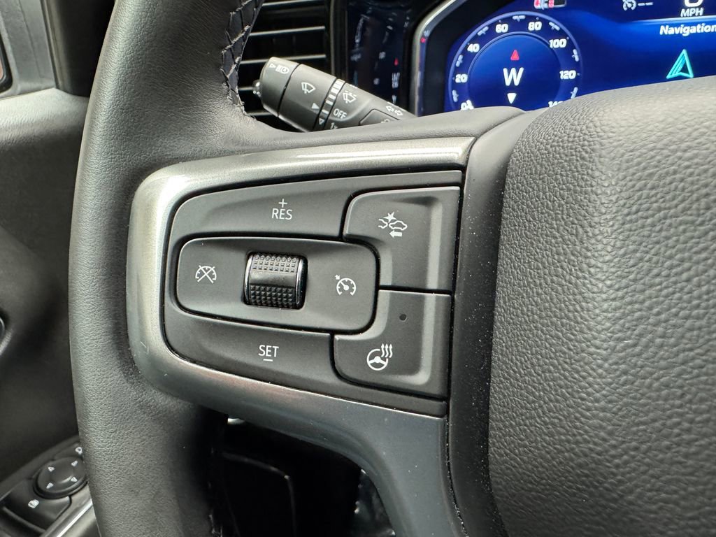 Used 2024 Chevrolet Silverado 1500 LT image 24