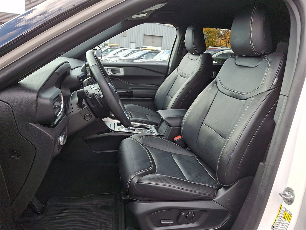Certified 2022 Ford Explorer ST w/ Equipment Group 401A image 15