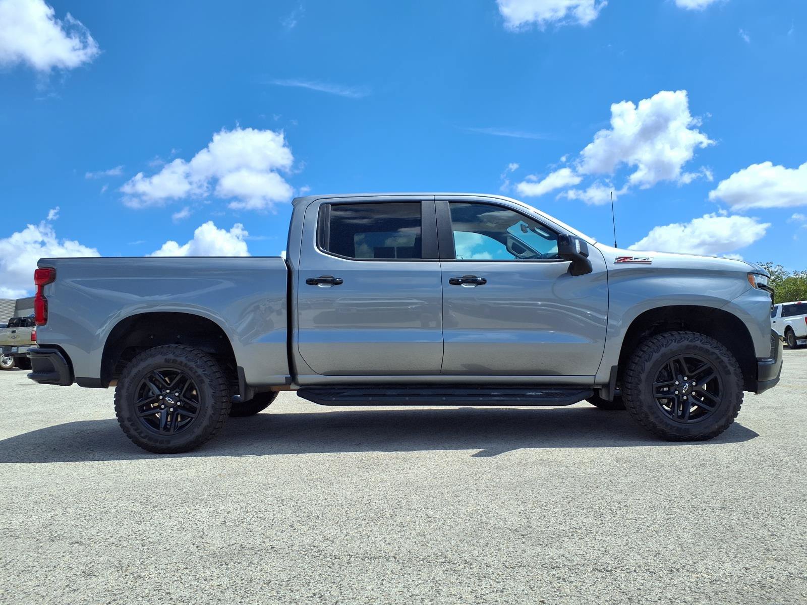 Used 2020 Chevrolet Silverado 1500 LT Trail Boss AWD/4WD image 4