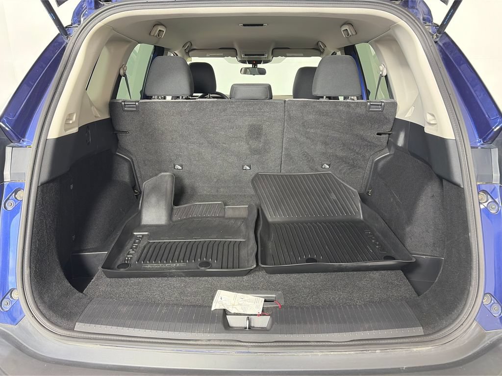 Used 2021 Nissan Rogue S AWD/4WD image 25