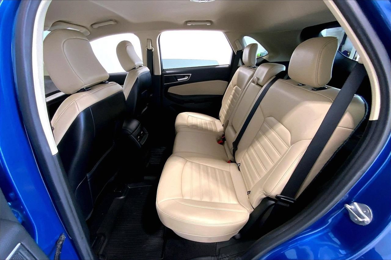 Certified 2022 Ford Edge SEL w/ Convenience Package AWD/4WD image 19