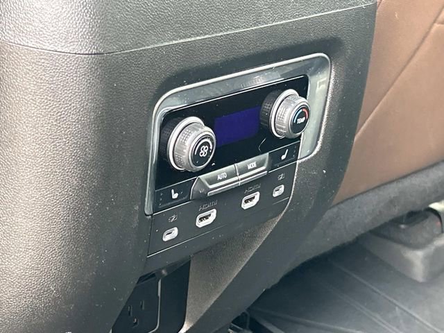 Used 2024 Chevrolet Tahoe High Country image 21