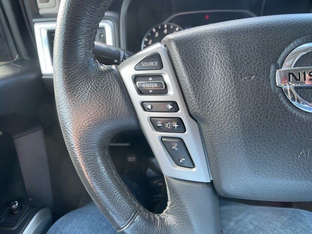 Used 2021 Nissan Titan SV w/ SV Convenience Package AWD/4WD image 17
