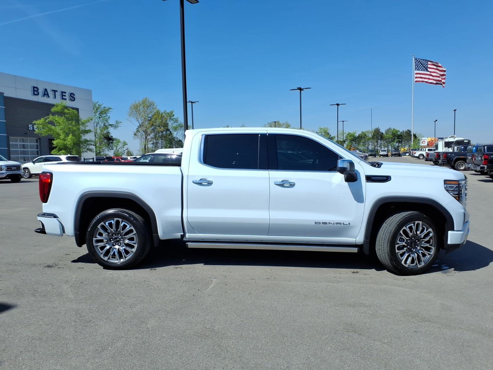 Used 2026 GMC Sierra 1500 Denali Ultimate AWD/4WD image 6