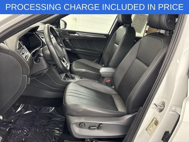 Used 2023 Volkswagen Tiguan SE R-Line FWD image 3