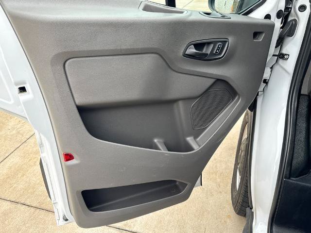Certified 2023 Ford Transit 250 Medium Roof RWD image 15