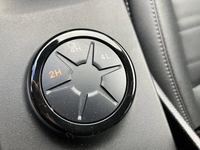 Certified 2024 Ford Ranger Lariat w/ Trailer Tow Package image 10