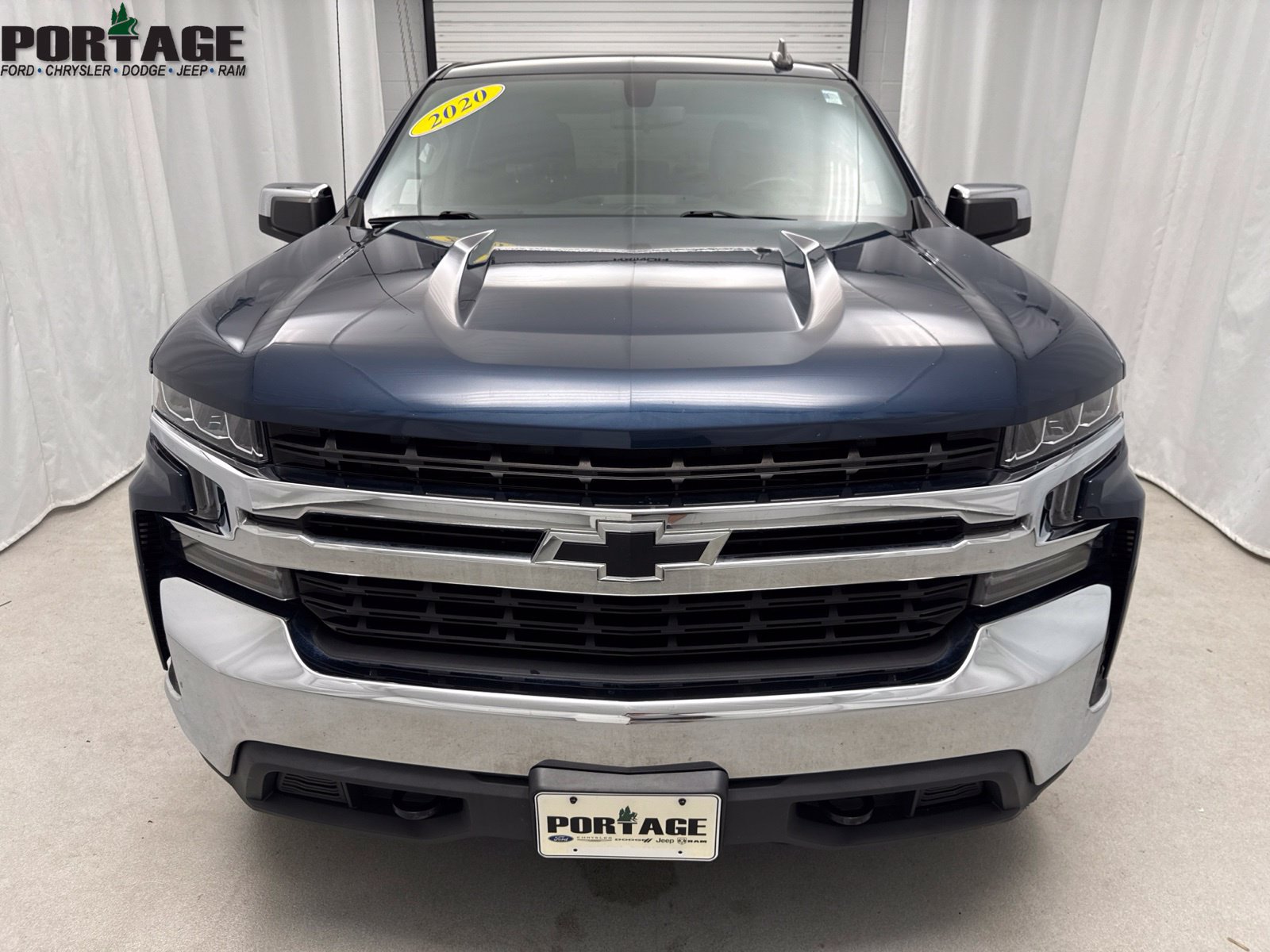 Used 2020 Chevrolet Silverado 1500 LT w/ All-Star Edition AWD/4WD image 8