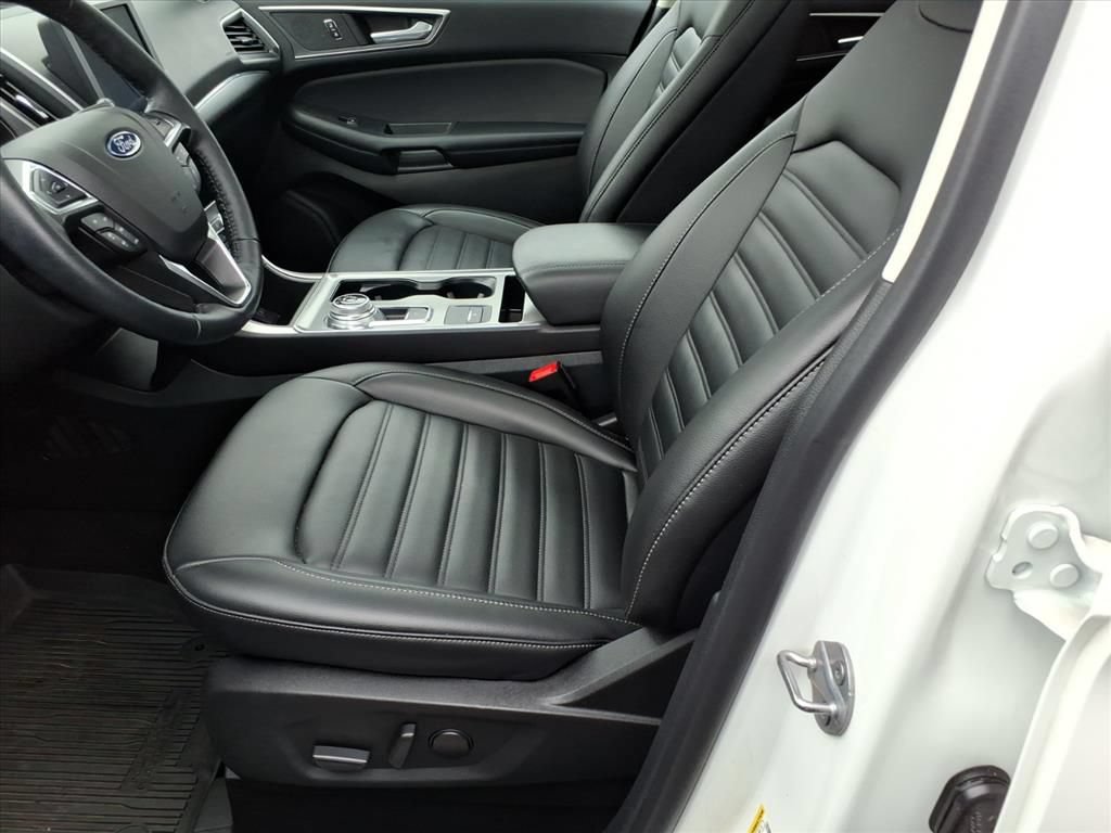 Certified 2022 Ford Edge SEL w/ Convenience Package AWD/4WD image 12