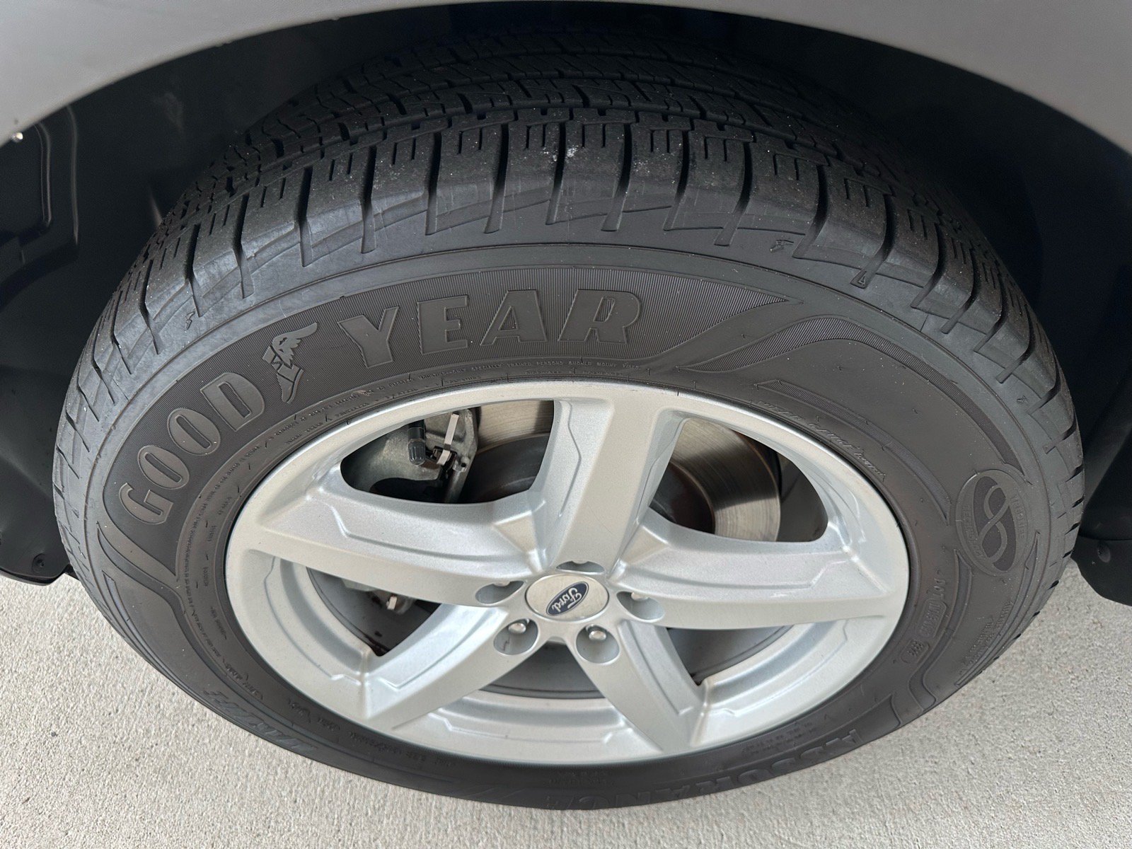 Certified 2019 Ford Explorer XLT w/ Equipment Group 201A FWD image 5