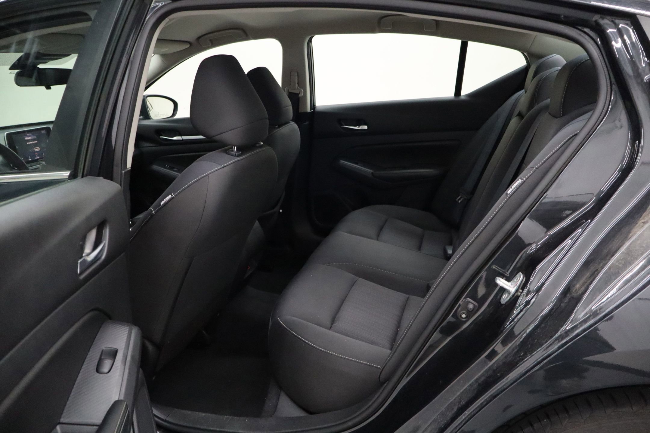 Used 2022 Nissan Altima 2.5 SV image 37