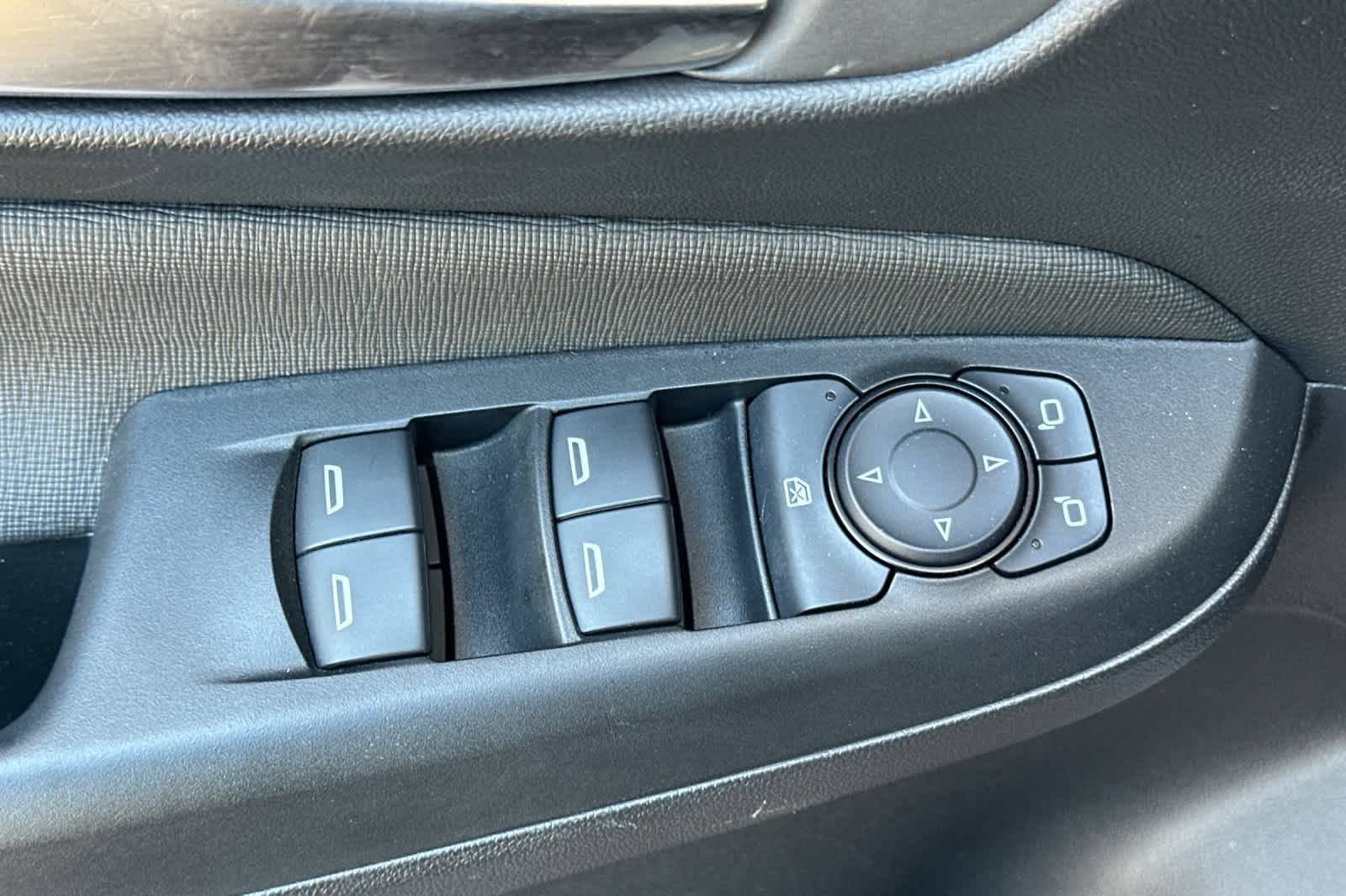 Used 2025 Buick Envista Preferred FWD image 13