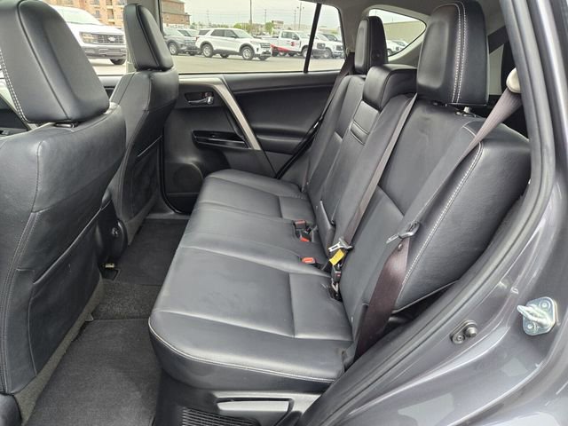 Used 2018 Toyota RAV4 Limited image 12