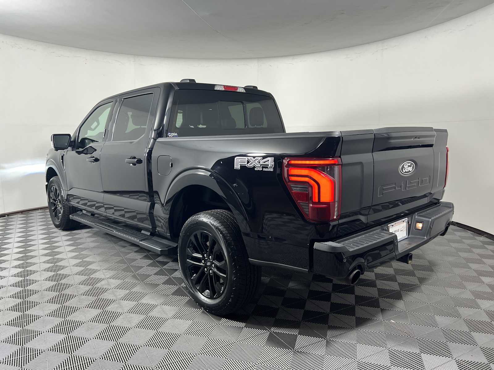 Certified 2024 Ford F150 Lariat w/ Bed Utility Package AWD/4WD image 9