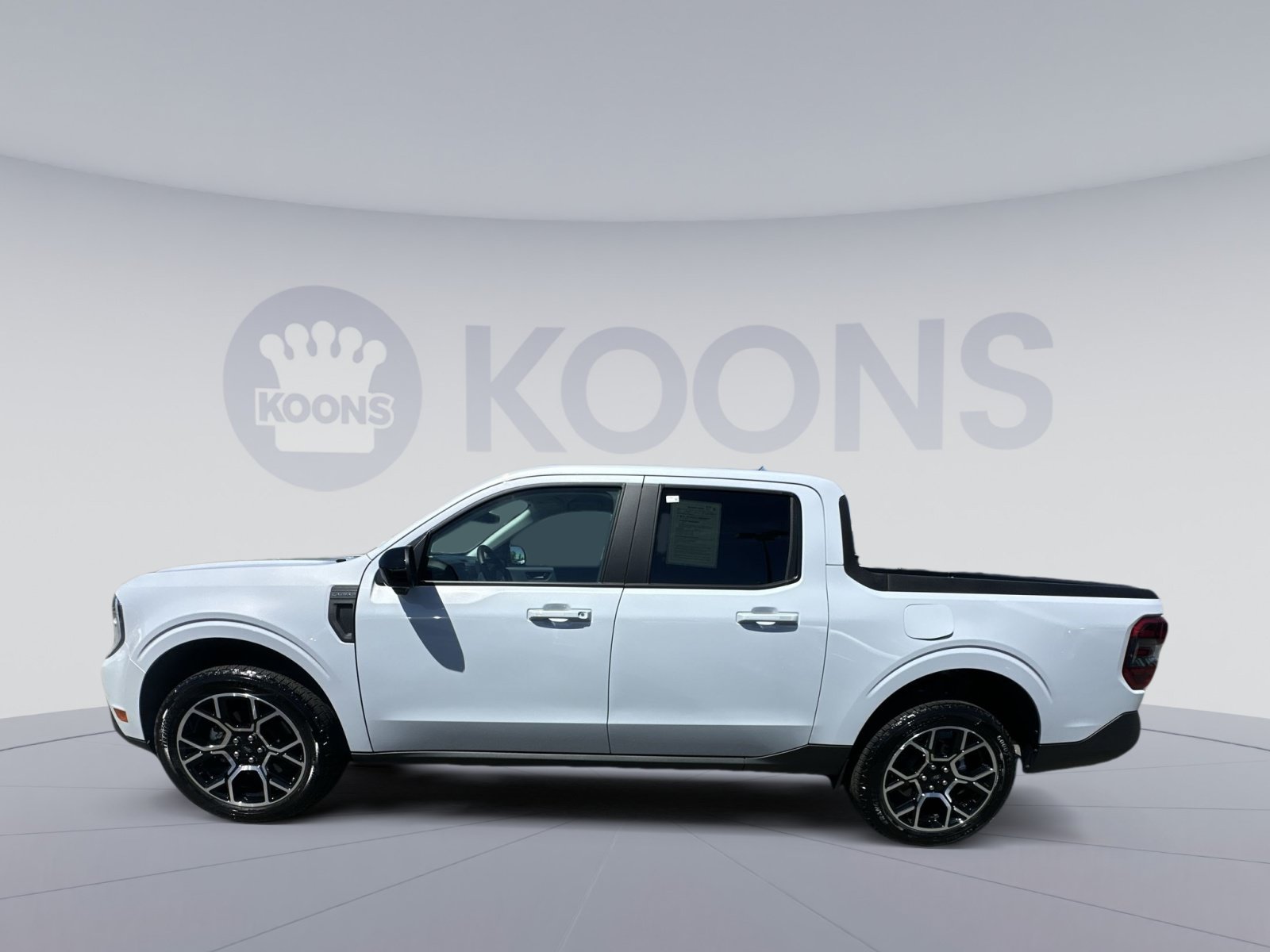 Certified 2025 Ford Maverick Lariat w/ 4K Tow Package AWD/4WD image 13