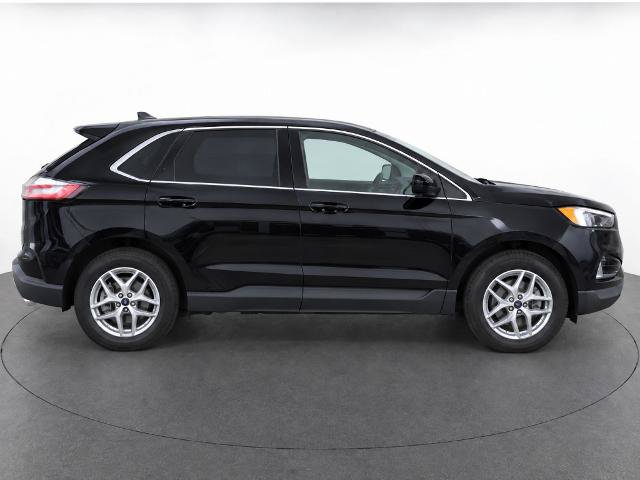 Certified 2023 Ford Edge SEL AWD/4WD image 5
