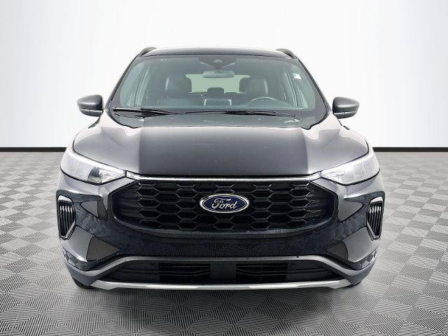 Certified 2025 Ford Escape ST-Line FWD image 2