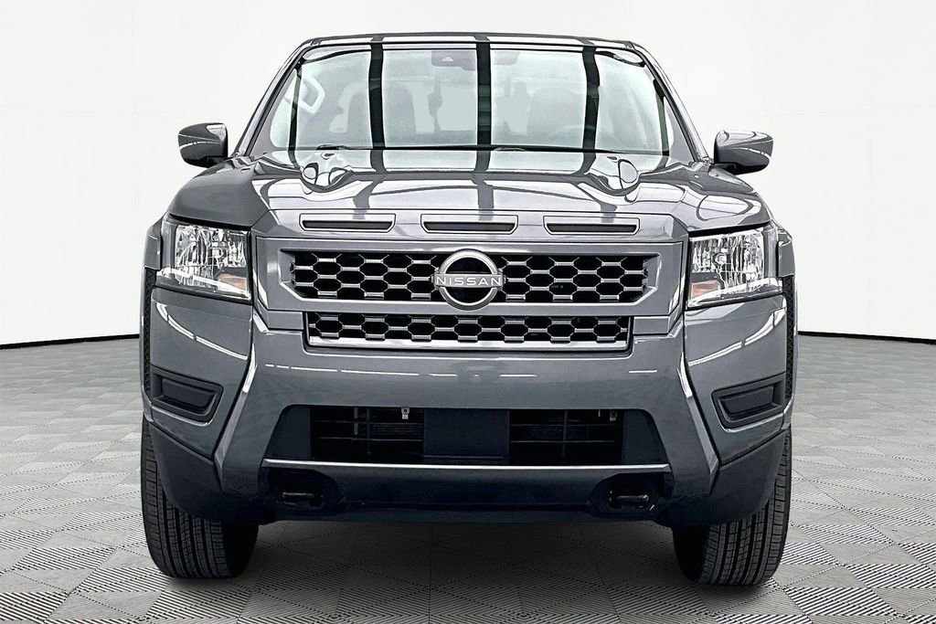 Used 2025 Nissan Frontier SV image 6