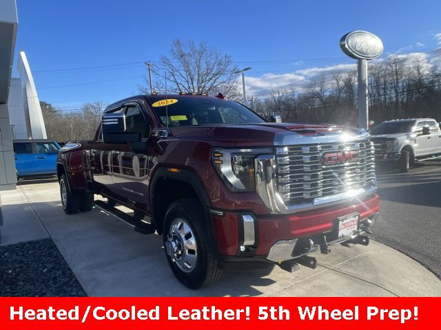 Used 2024 GMC Sierra 3500 Denali image 6