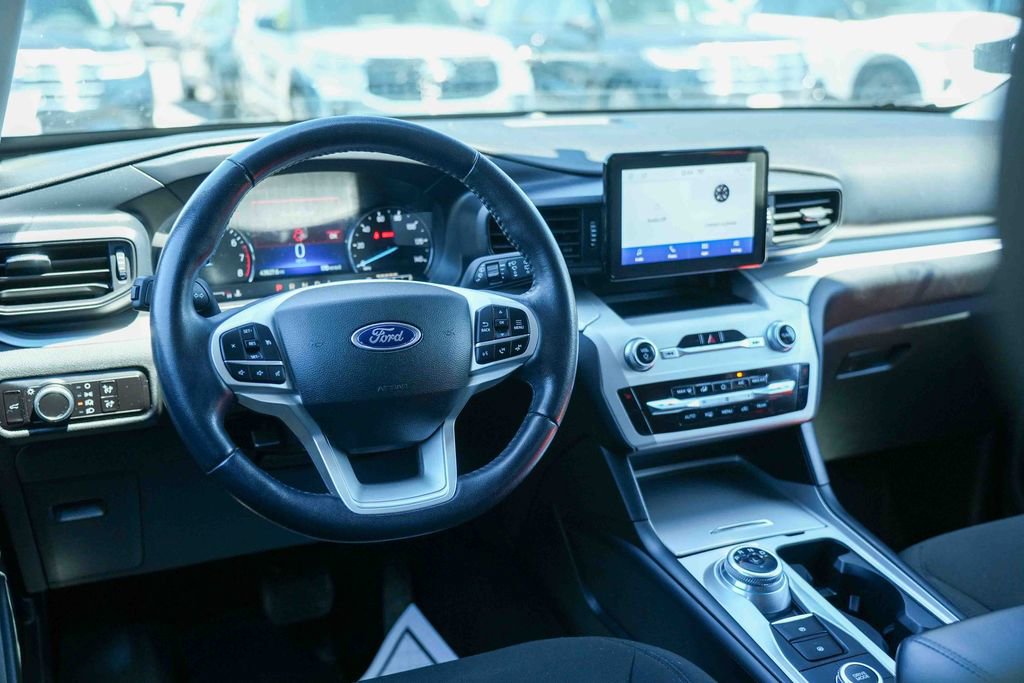 Certified 2023 Ford Explorer XLT AWD/4WD image 25