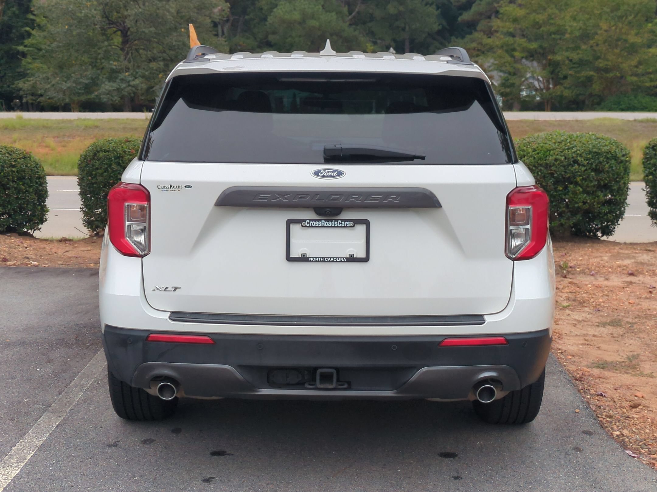 Certified 2022 Ford Explorer XLT RWD image 4