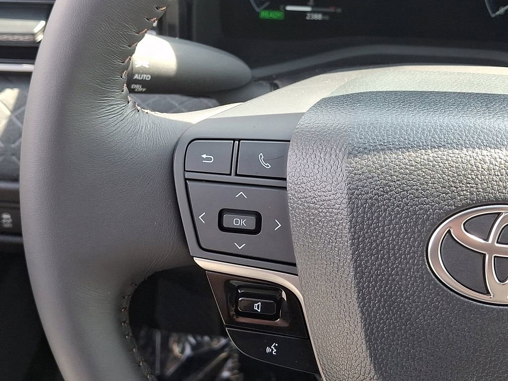Used 2026 Toyota Camry XLE AWD/4WD image 22