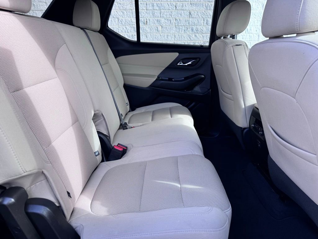 Used 2023 Chevrolet Traverse LS w/ Safety Package image 19