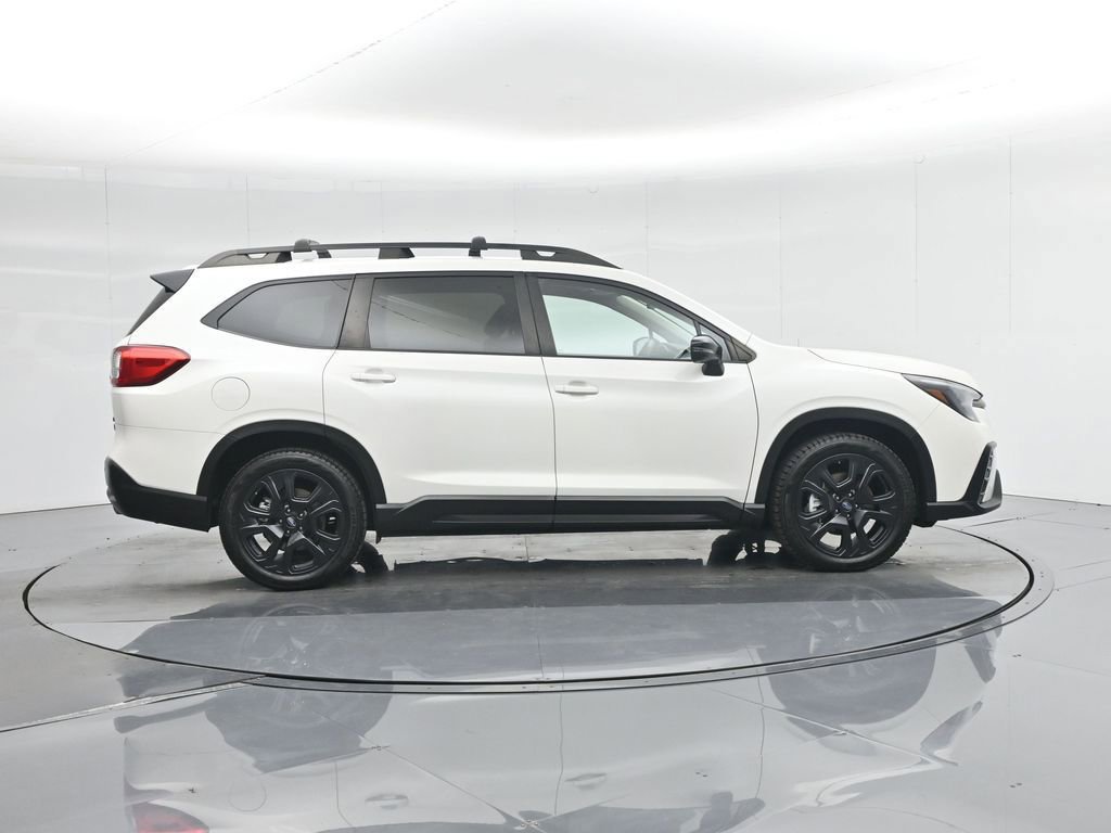 Used 2023 Subaru Ascent Onyx Edition image 8