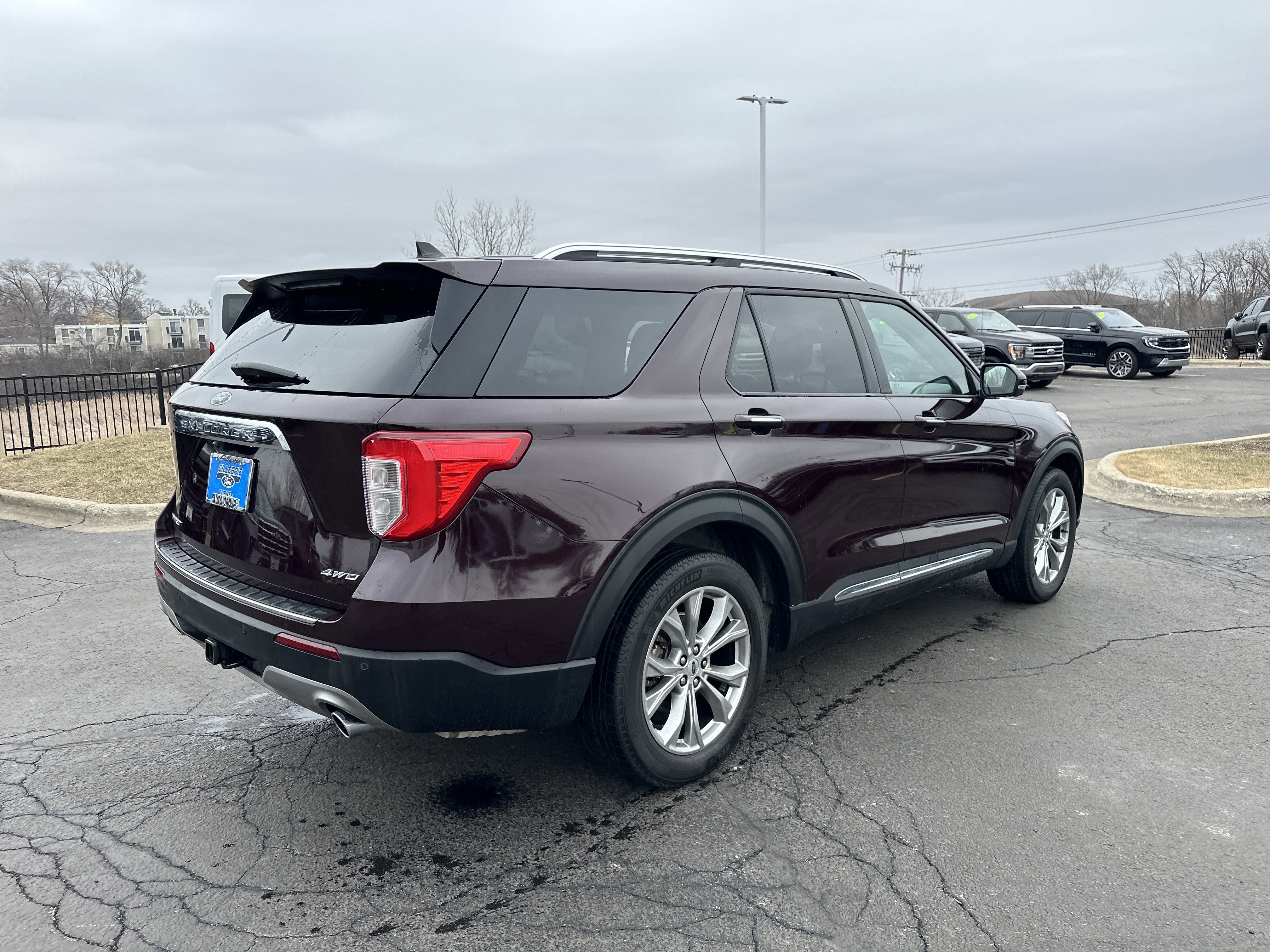 Certified 2023 Ford Explorer Limited w/ Limited Technology Package image 3