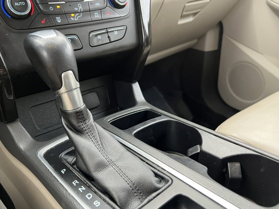 Certified 2017 Ford Escape Titanium image 32