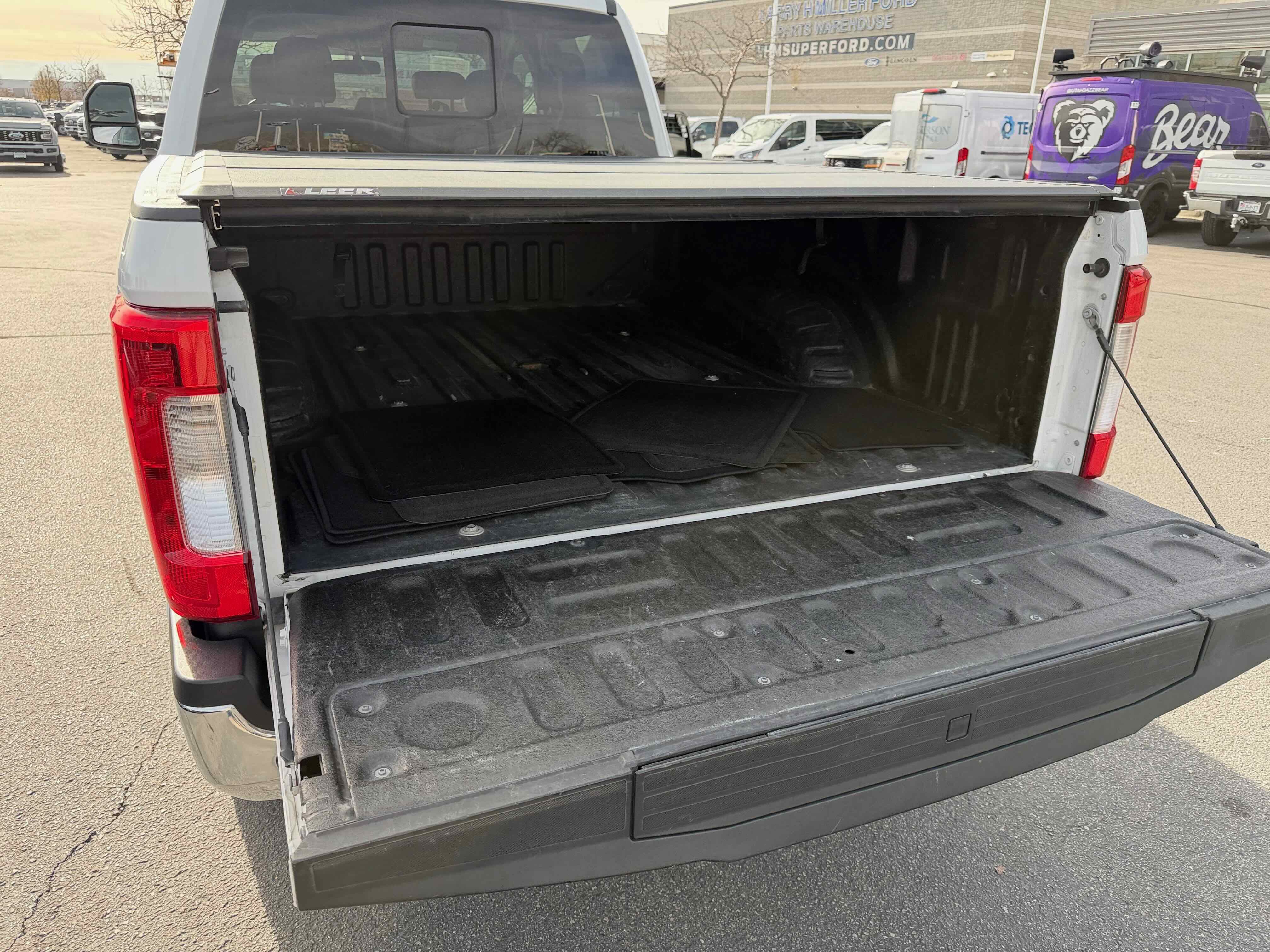 Certified 2017 Ford F350 Lariat w/ Lariat Value Package image 31